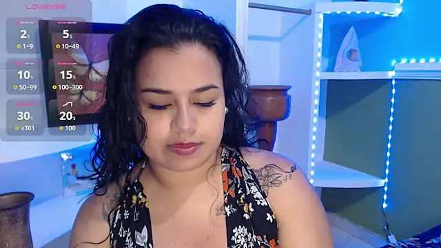 Snapshot of SamanthaSmiithh chatting on 10-13-25, 09:49 SamanthaSmiithh online show from 10-13-25, 09:49