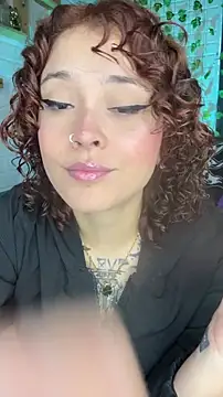 LiraSonnett online show from 12-16-25, 09:19