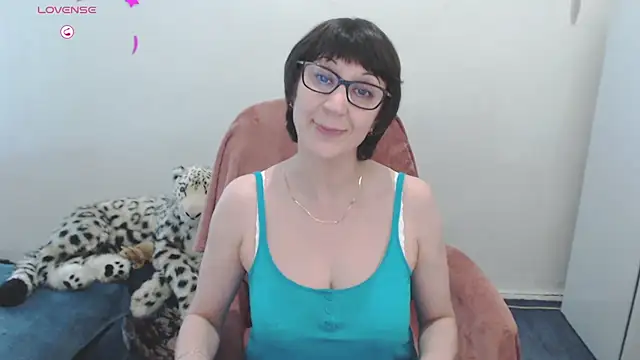 Snapshot of LenaFlynn chatting on 03-09-25, 09:24 LenaFlynn online show from 03-09-25, 09:24