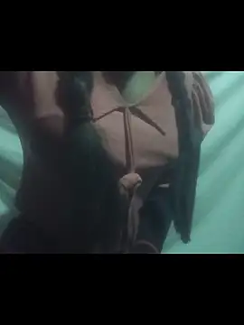 Emma10th online show from 11-25-25, 04:18