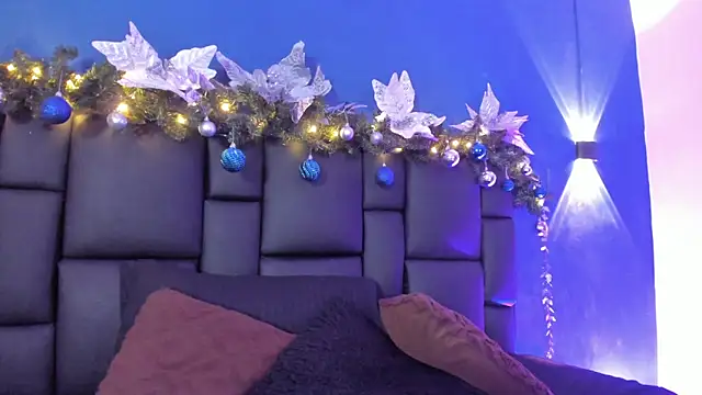 DANESKA HILLER online show from 12-20-25, 07:39