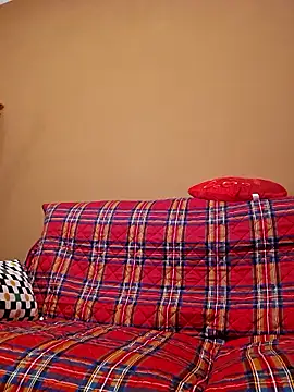 Melody73 online show from 01-13-26, 03:27