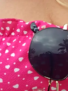 Melody73 online show from 10-19-25, 10:07