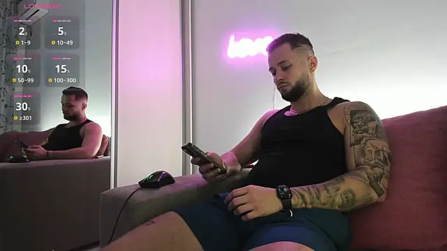 Snapshot of nicholasX1 chatting on 02-10-26, 05:12 nicholasX1 online show from 02-10-26, 05:12