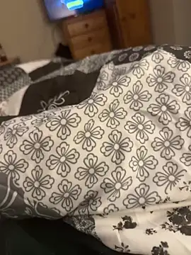 Julesgram online show from 12-21-25, 05:36