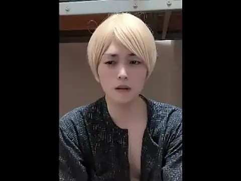 Snapshot of mgnhiroyuki chatting on 10-06-25, 11:44 mgnhiroyuki online show from 10-06-25, 11:44