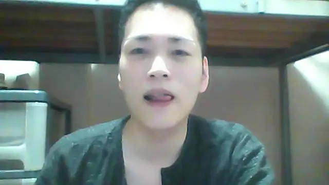 Snapshot of mgnhiroyuki chatting on 09-20-25, 12:59 mgnhiroyuki online show from 09-20-25, 12:59