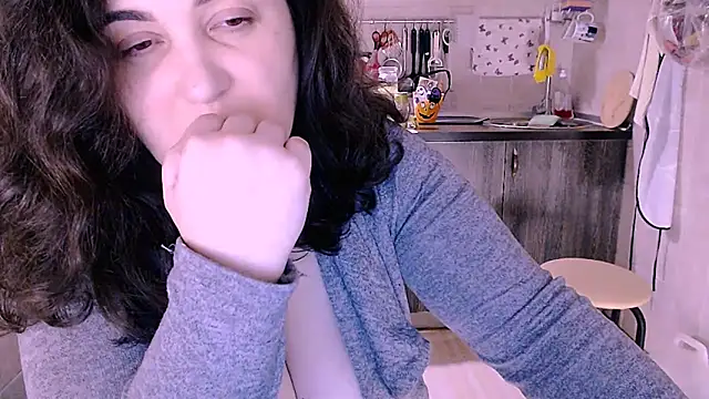 SoftLia online show from 10-30-25, 01:15