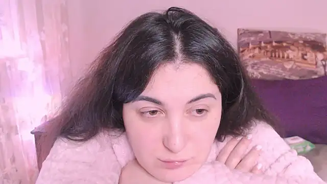 Snapshot of SoftLia chatting on 12-09-24, 09:16 SoftLia online show from 12-09-24, 09:16