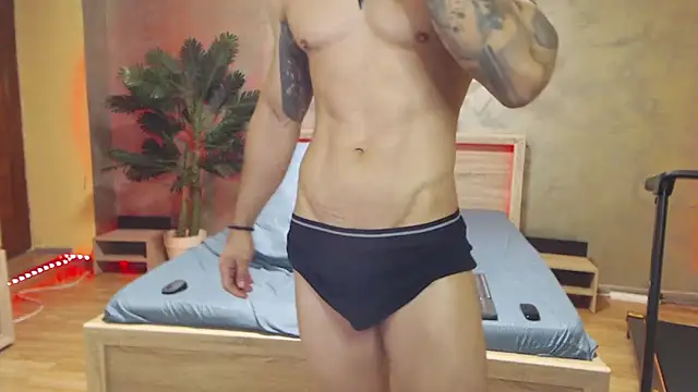 Tiberius hunk online show from 06-11-26, 02:53