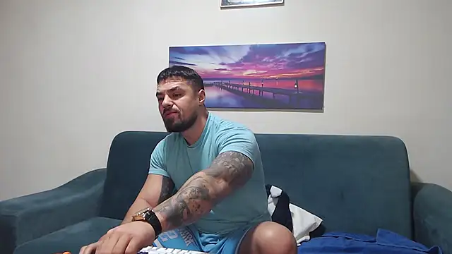 Tiberius hunk online show from 12-05-25, 06:34