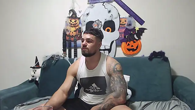 Tiberius hunk online show from 11-07-25, 07:13