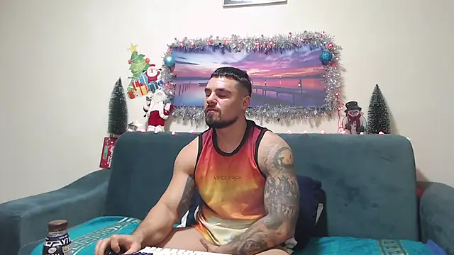 Tiberius hunk online show from 12-22-25, 06:13