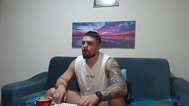 Tiberius hunk online show from 01-14-26, 05:33