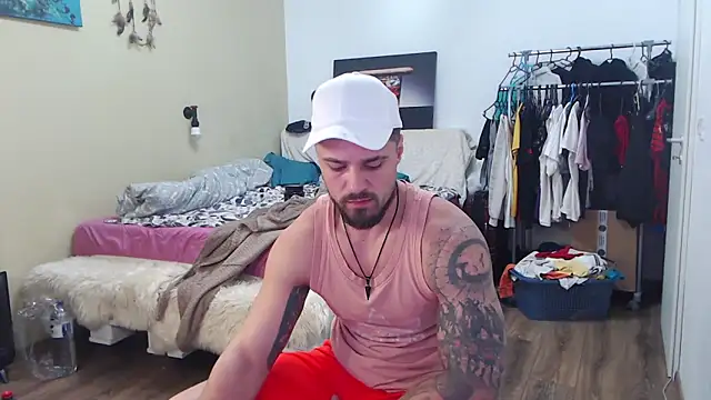 Tiberius hunk online show from 02-12-26, 02:50