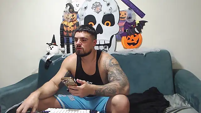 Tiberius hunk online show from 11-02-25, 08:03