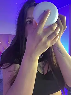 sofia 23x online show from 12-22-25, 08:42