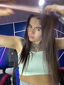 sofia 23x online show from 11-14-25, 01:15