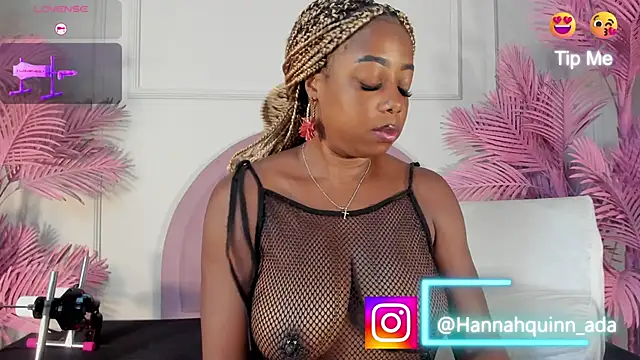 Hanaahquinn online show from 02-23-26, 11:55