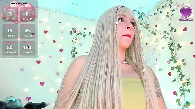 Snapshot of elizabeth_jiing chatting on 03-17-25, 07:48 elizabeth jiing online show from 03-17-25, 07:48