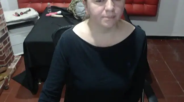 CrazzyJuana online show from 03-18-25, 08:05