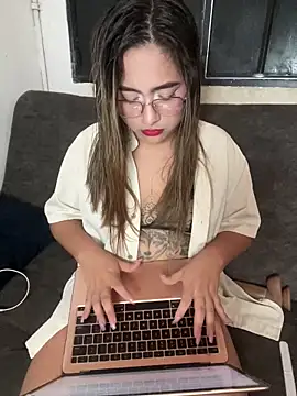 lunaxxx 69 online show from 02-20-26, 09:06