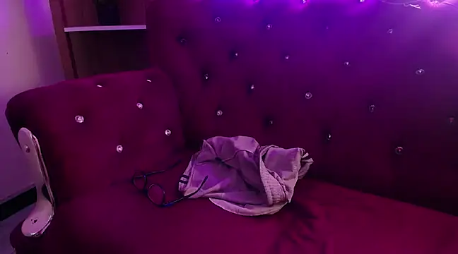 Snapshot of Andrew_Wolff chatting on 03-14-25, 06:50 Andrew Wolff online show from 03-14-25, 06:50