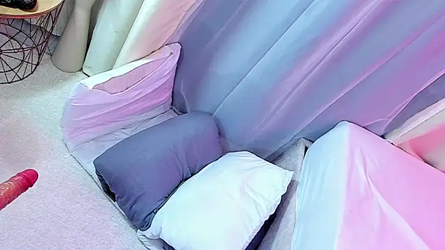 im hanna1 online show from 12-04-25, 12:15