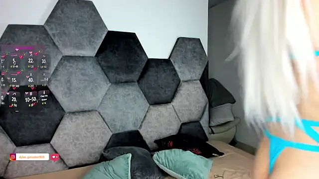 Dylan Turnerr online show from 09-10-25, 08:41