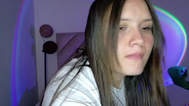 Snapshot of Sweetlove_243 chatting on 07-17-26, 11:51 Sweetlove 243 online show from 07-17-26, 11:51
