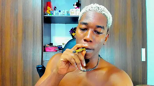 Dreamastercum  online show from 10-12-25, 01:23