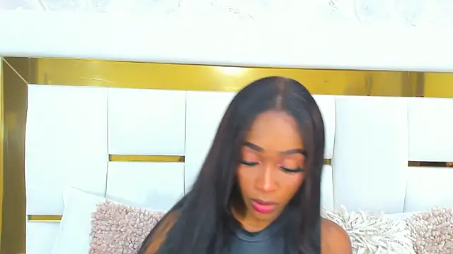 AlexiaAbbey online show from 11-30-25, 04:08