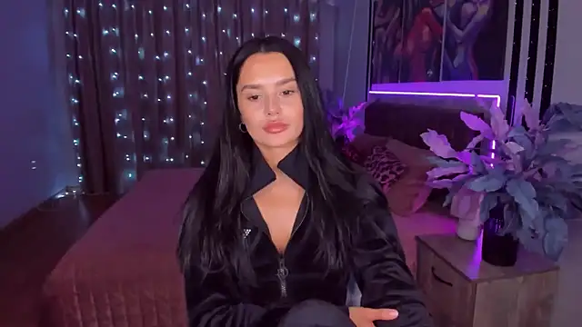 Snapshot of DanaSincere chatting on 03-05-25, 06:44 DanaSincere online show from 03-05-25, 06:44