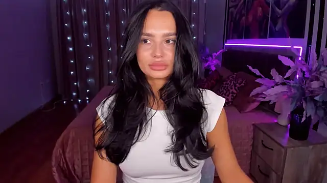 Snapshot of DanaSincere chatting on 03-13-25, 03:33 DanaSincere online show from 03-13-25, 03:33
