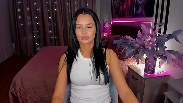 Snapshot of DanaSincere chatting on 10-23-25, 03:38 DanaSincere online show from 10-23-25, 03:38