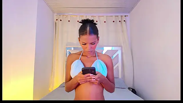 Lia Taylor1 online show from 03-11-26, 10:48