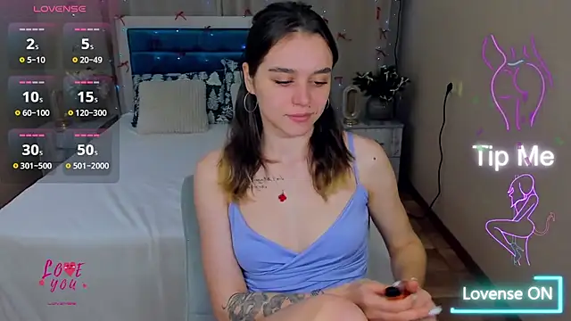 EmelyMason online show from 01-08-26, 12:33