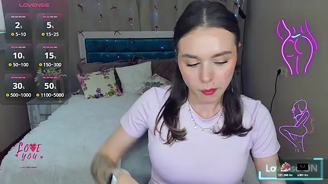 EmelyMason online show from 05-05-26, 10:18