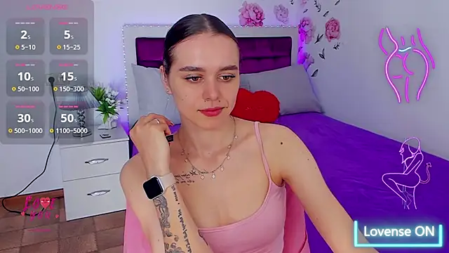 EmelyMason online show from 05-07-26, 05:22