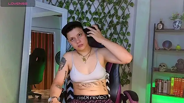 demimoore222 online show from 03-20-25, 09:13