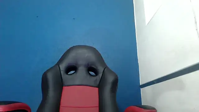 Snapshot of melisa23_ chatting on 05-04-26, 02:42 melisa23 online show from 05-04-26, 02:42