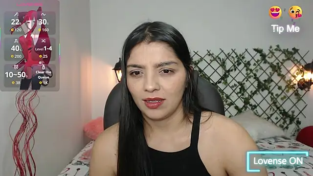 Snapshot of issa__nassar chatting on 09-20-25, 02:00 issa nassar online show from 09-20-25, 02:00