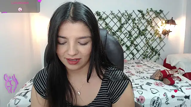 Snapshot of issa__nassar chatting on 10-01-25, 01:37 issa nassar online show from 10-01-25, 01:37