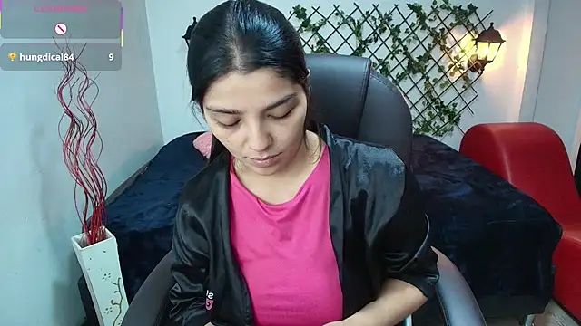 Snapshot of issa__nassar chatting on 11-12-25, 01:37 issa nassar online show from 11-12-25, 01:37