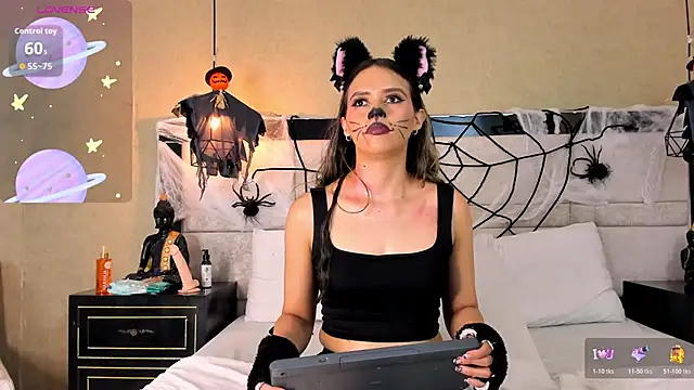 LiliJensen online show from 10-21-25, 06:29