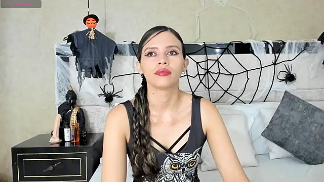 LiliJensen online show from 10-26-25, 08:20