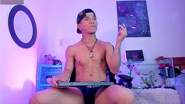 CRAZY-BOY99 online show from 05-11-26, 07:33