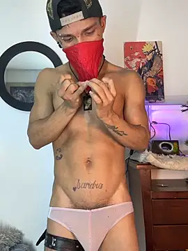 CRAZY-BOY99 online show from 05-17-26, 04:12