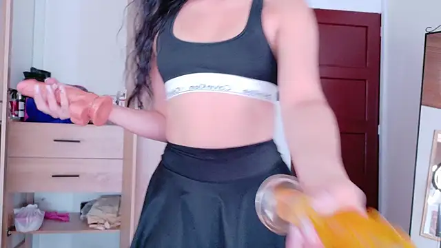 SaritaBratz online show from 10-24-25, 08:41