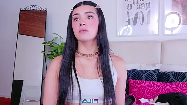 SaritaBratz online show from 10-20-25, 08:20